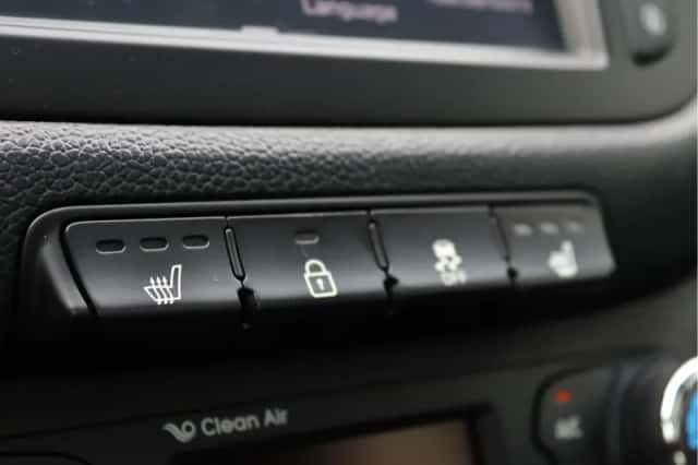 Kia Cee'd (2017) thumbnail 45