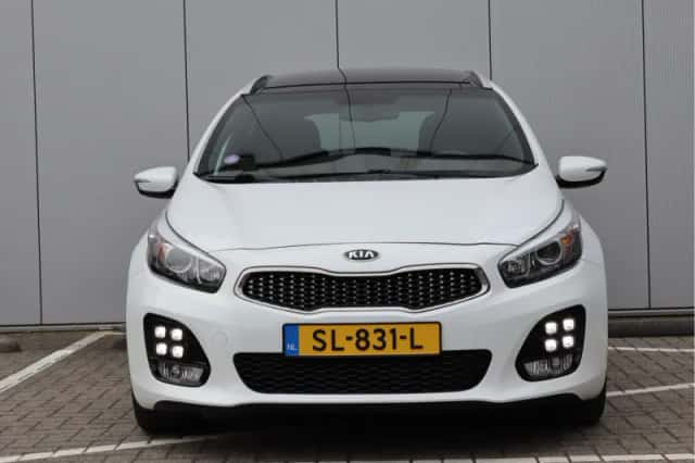 Kia Cee'd (2017) thumbnail 6