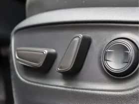 Toyota RAV4 (2019) thumbnail 30