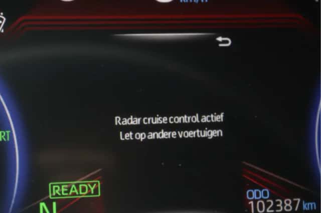 Toyota RAV4 (2019) thumbnail 43
