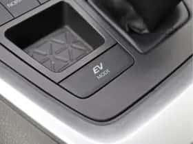 Toyota RAV4 (2019) thumbnail 60