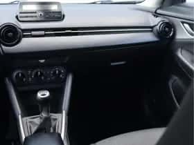 Mazda CX-3 (2015) thumbnail 17