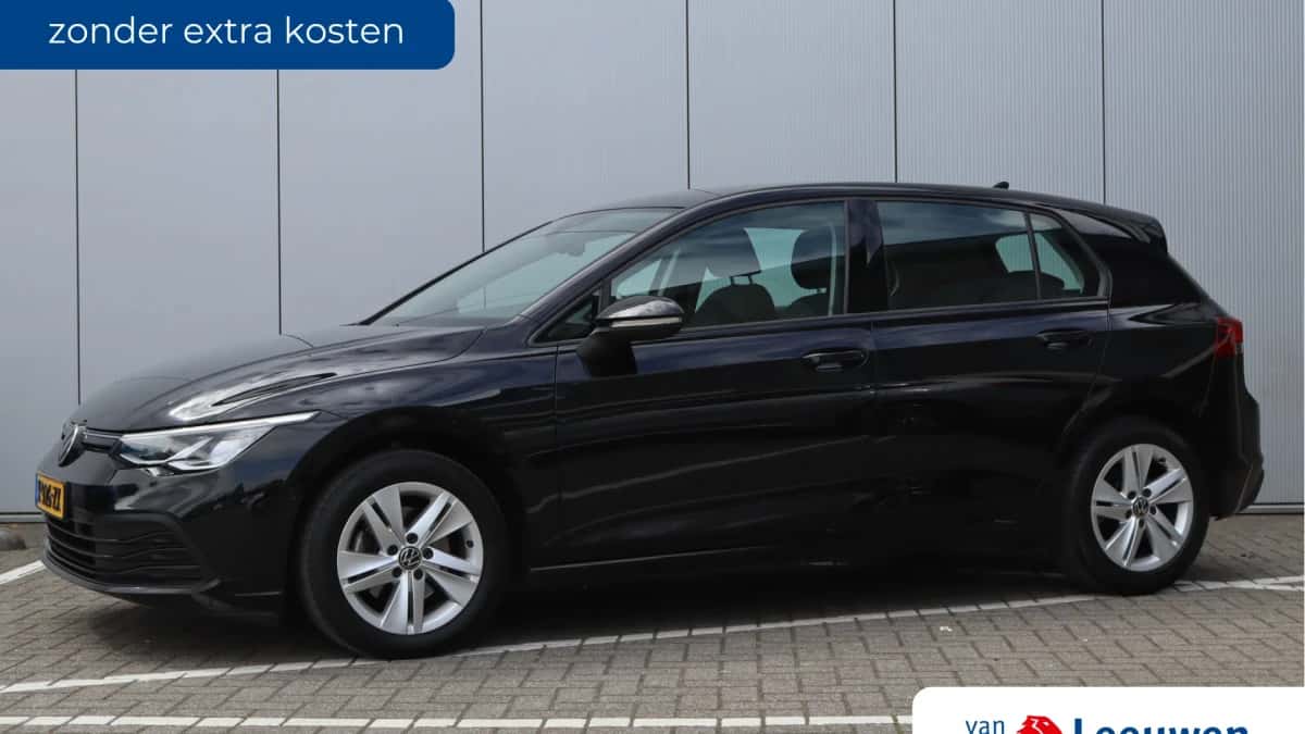 Volkswagen Golf (2020) — foto 1