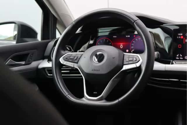 Volkswagen Golf (2020) thumbnail 18