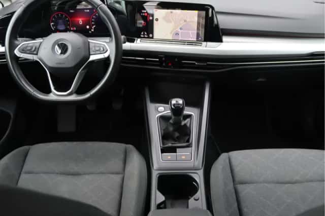 Volkswagen Golf (2020) thumbnail 3