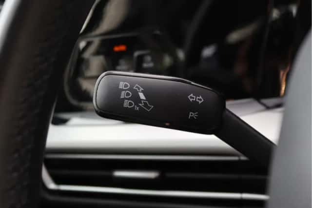Volkswagen Golf (2020) thumbnail 29