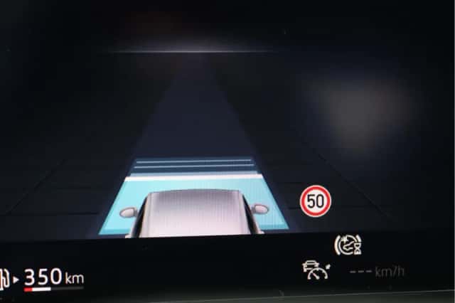 Volkswagen Golf (2020) thumbnail 35