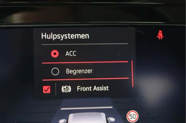 Volkswagen Golf (2020) thumbnail 37