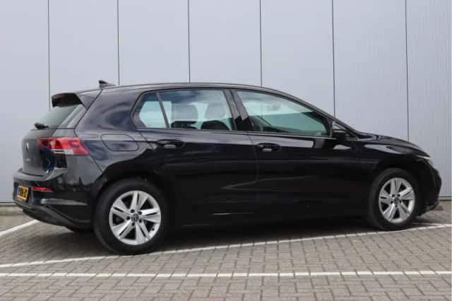 Volkswagen Golf (2020) thumbnail 5