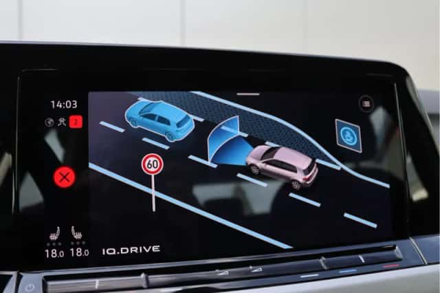 Volkswagen Golf (2020) thumbnail 45