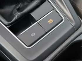 Volkswagen Golf (2020) thumbnail 54
