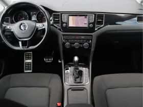 Volkswagen Golf (2017) thumbnail 3