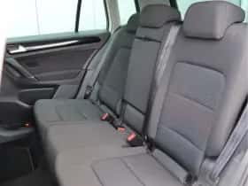 Volkswagen Golf (2017) thumbnail 24
