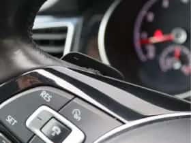 Volkswagen Golf (2017) thumbnail 33