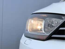Volkswagen Golf (2017) thumbnail 8