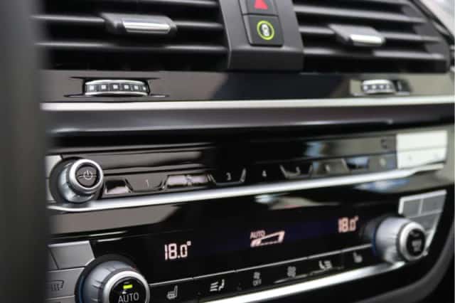 BMW X3 (2020) thumbnail 60