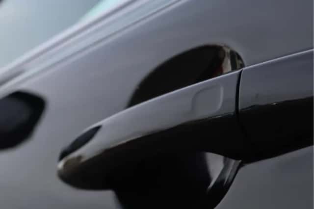 Volvo V40 (2018) thumbnail 13