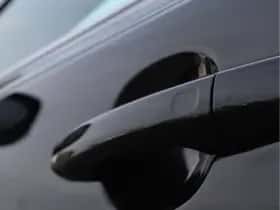 Volvo V40 (2018) thumbnail 13