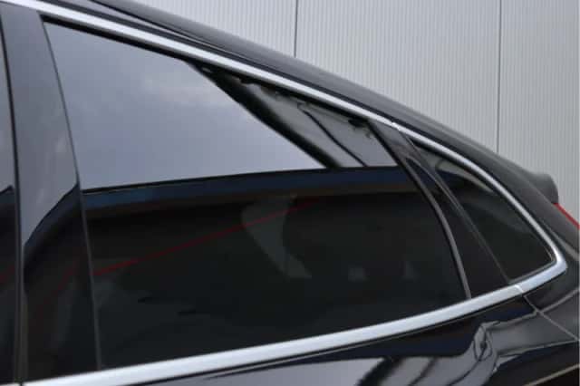 Volvo V40 (2018) thumbnail 14