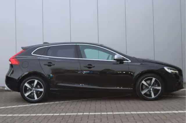 Volvo V40 (2018) thumbnail 20
