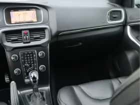 Volvo V40 (2018) thumbnail 23