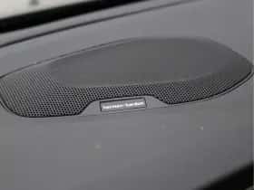 Volvo V40 (2018) thumbnail 40
