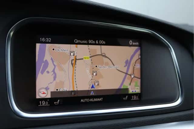 Volvo V40 (2018) thumbnail 44