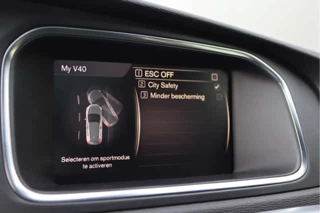Volvo V40 (2018) thumbnail 48