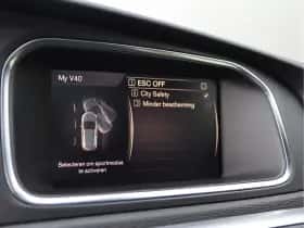 Volvo V40 (2018) thumbnail 48