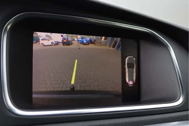 Volvo V40 (2018) thumbnail 51