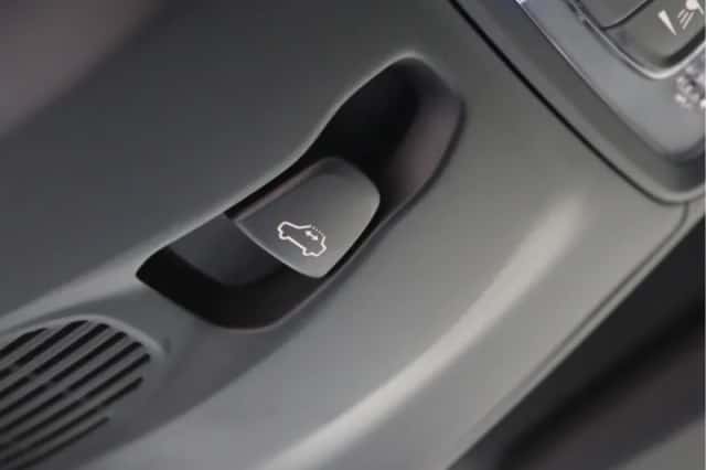 Volvo V40 (2018) thumbnail 62
