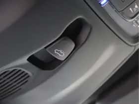 Volvo V40 (2018) thumbnail 62
