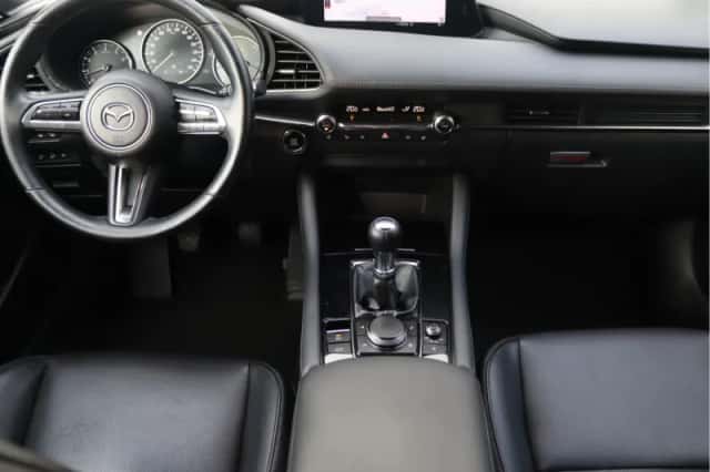 Mazda 3 (2019) thumbnail 3