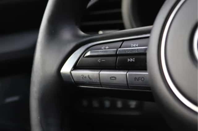 Mazda 3 (2019) thumbnail 35