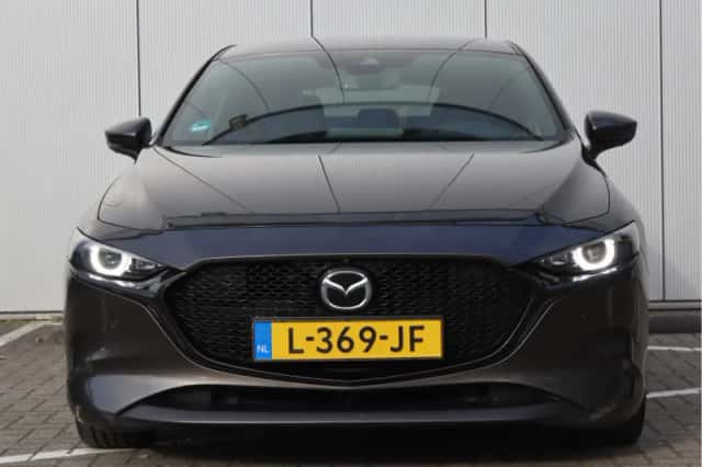Mazda 3 (2019) thumbnail 6