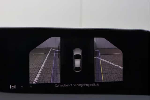 Mazda 3 (2019) thumbnail 57