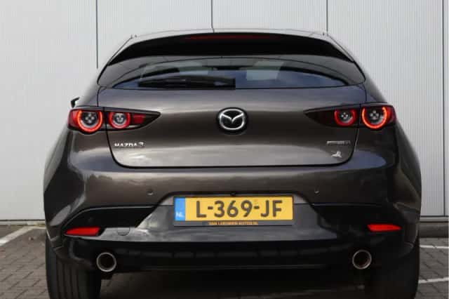 Mazda 3 (2019) thumbnail 7