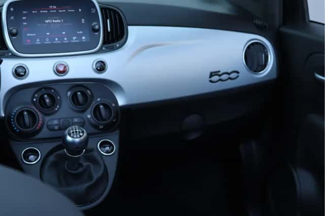 Fiat 500C (2021) thumbnail 25