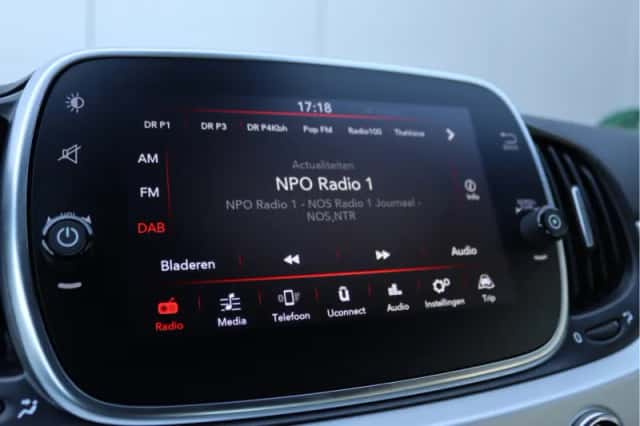 Fiat 500C (2021) thumbnail 37
