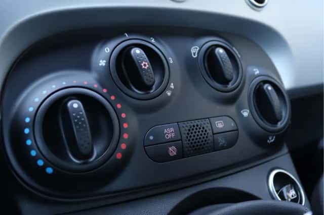 Fiat 500C (2021) thumbnail 45
