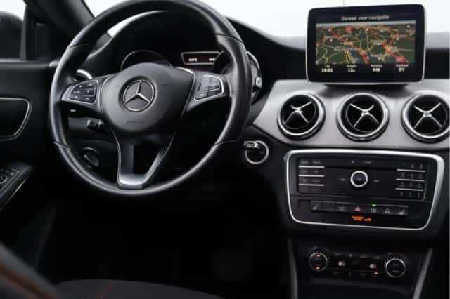 Mercedes-Benz CLA-Klasse (2015) thumbnail 19