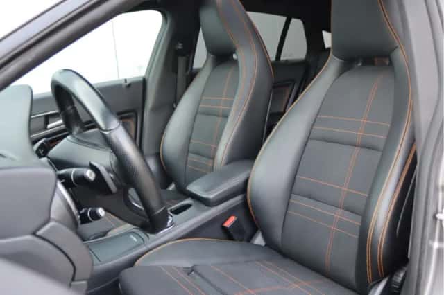Mercedes-Benz CLA-Klasse (2015) thumbnail 4