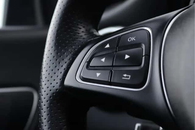 Mercedes-Benz CLA-Klasse (2015) thumbnail 37