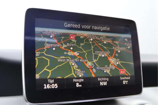 Mercedes-Benz CLA-Klasse (2015) thumbnail 41