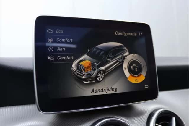 Mercedes-Benz CLA-Klasse (2015) thumbnail 48
