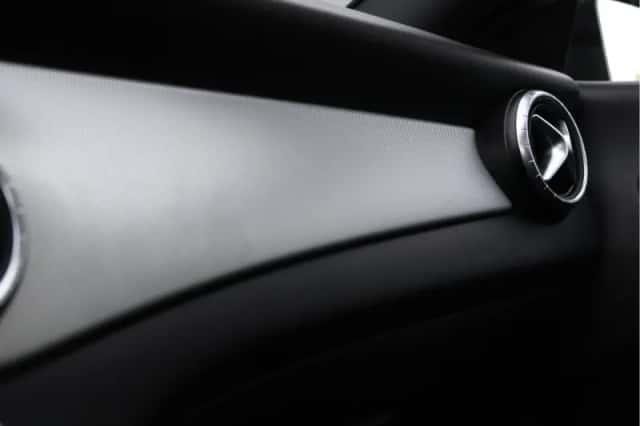 Mercedes-Benz CLA-Klasse (2015) thumbnail 58