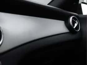 Mercedes-Benz CLA-Klasse (2015) thumbnail 58