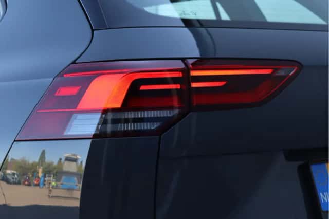 Volkswagen Golf (2021) thumbnail 12
