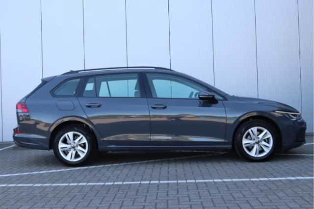 Volkswagen Golf (2021) thumbnail 15
