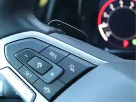 Volkswagen Golf (2021) thumbnail 28